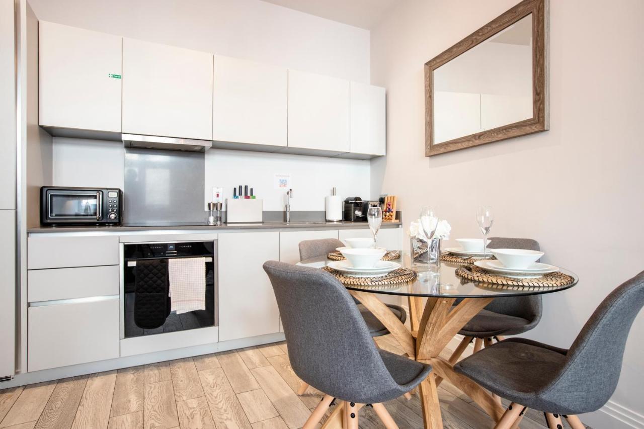 Urban Living'S - Windsor Castle Luxury Apartments المظهر الخارجي الصورة